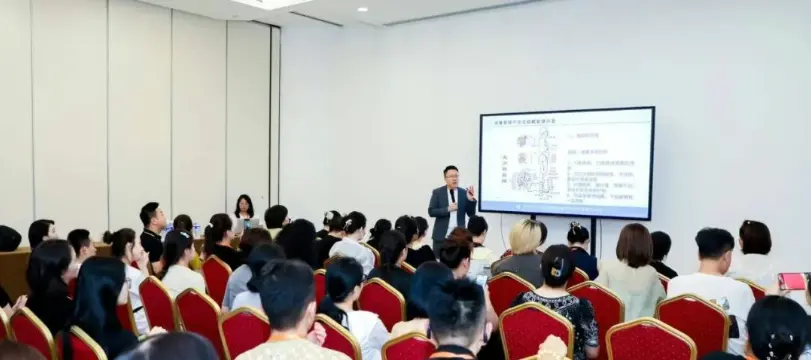 破局增长 · 全域赋能！第32届北京国际美博会同期活动首曝光 配图